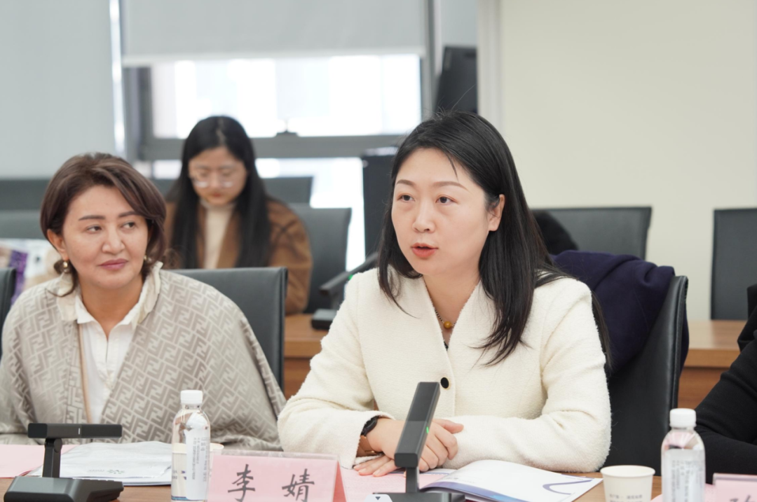 第七届丝博会丝路妇女论坛代表团，点赞佰鸿科技创新实力